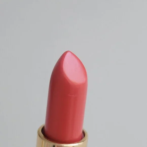Revlon Moon Drops Moisture Creme Lipstick Creme 06 PEACH SILK Full Size New
